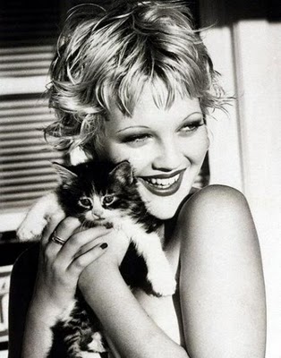 Drew Barrymore with cat